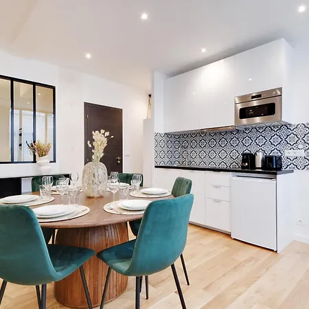 Apartament Elegant Neuf 2 Bdr 6p - Republique *